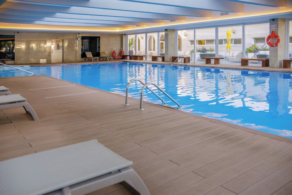 swimming pool spa