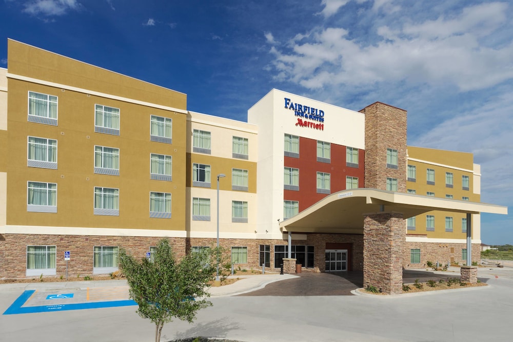Fairfield Inn And Suites Fort Stockton 3/40