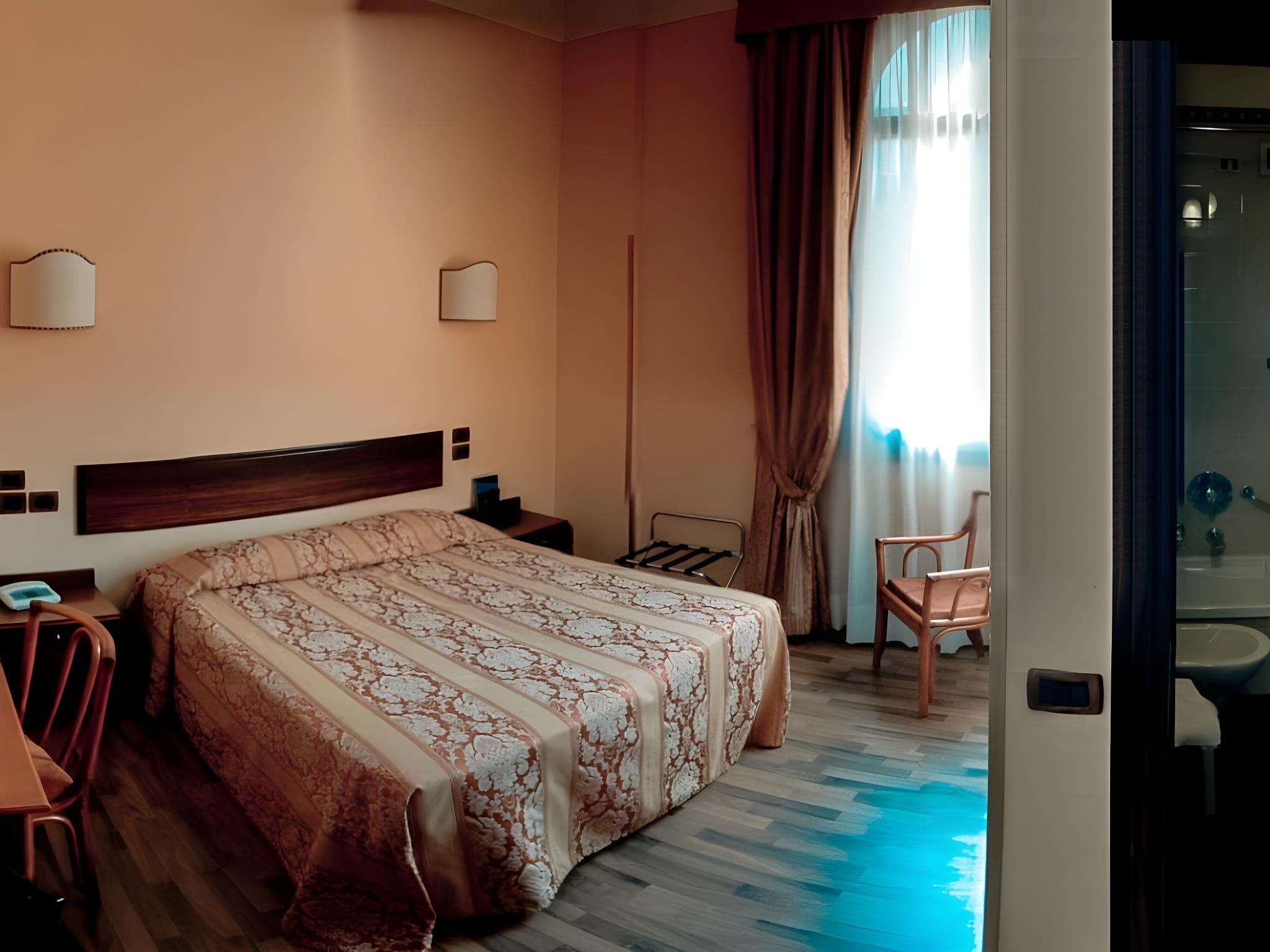 Classic, Double Bed