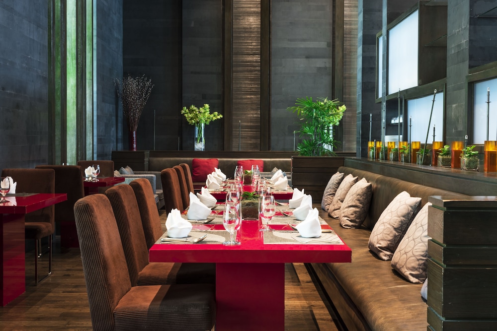 PULLMAN BANGKOK KING POWER 55/73