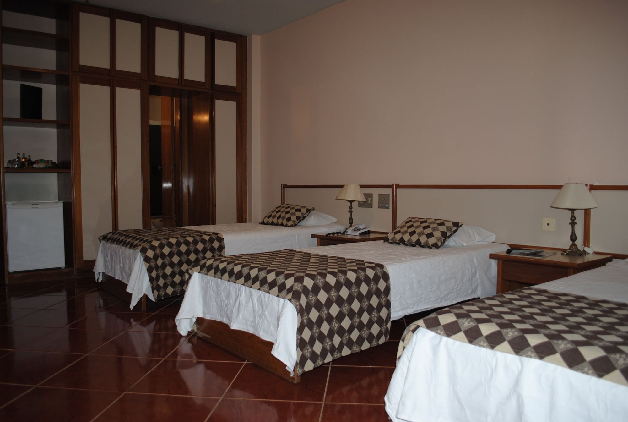 غرفة عائلية رباعية بسرير مزدوج وسريرين منفصلين، Rondonia Palace Hotel 2/6