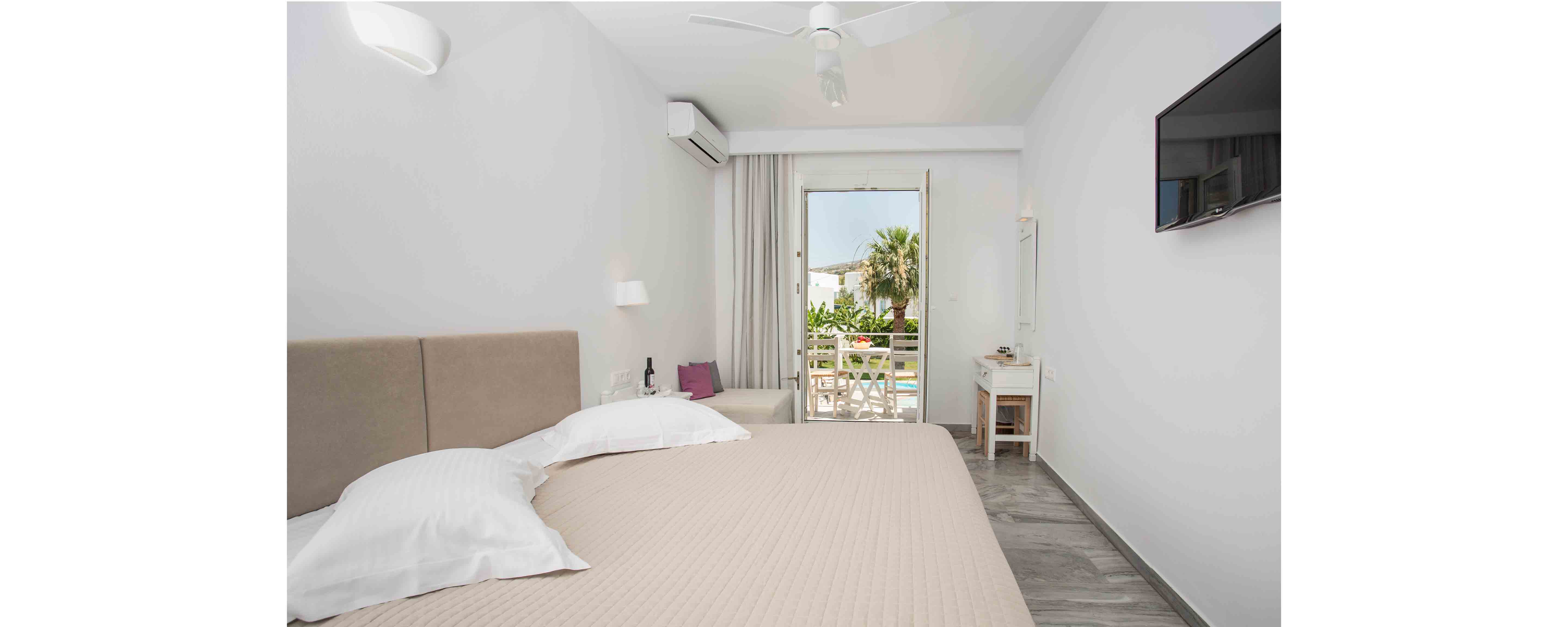 Superior, Double or Twin Bed, Pool View