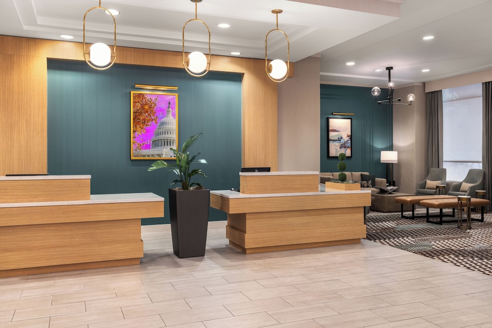 Lobby at Hilton Garden Inn Arlington Shirlington, ARLINGTON - VA