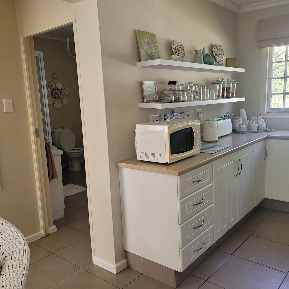 AppleBee Guest Cottages 8/50