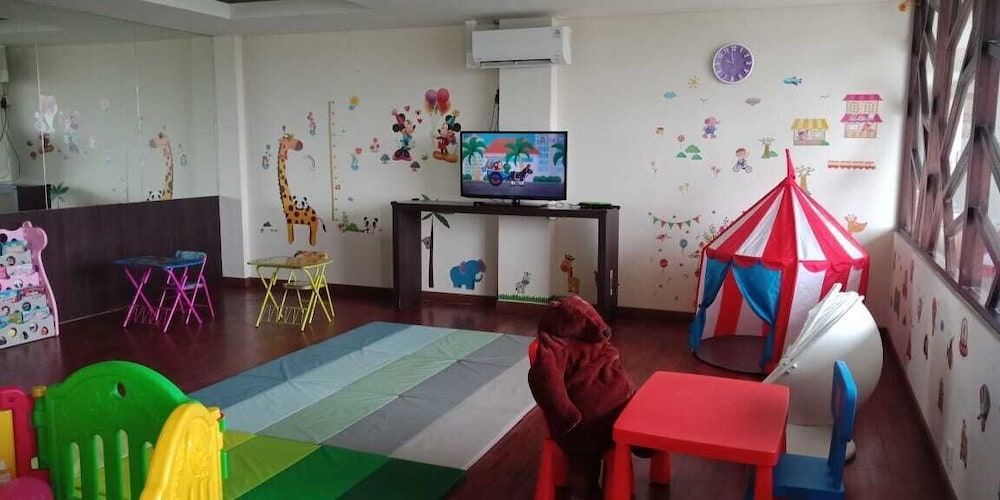 Padjadjaran Hotel 6/70