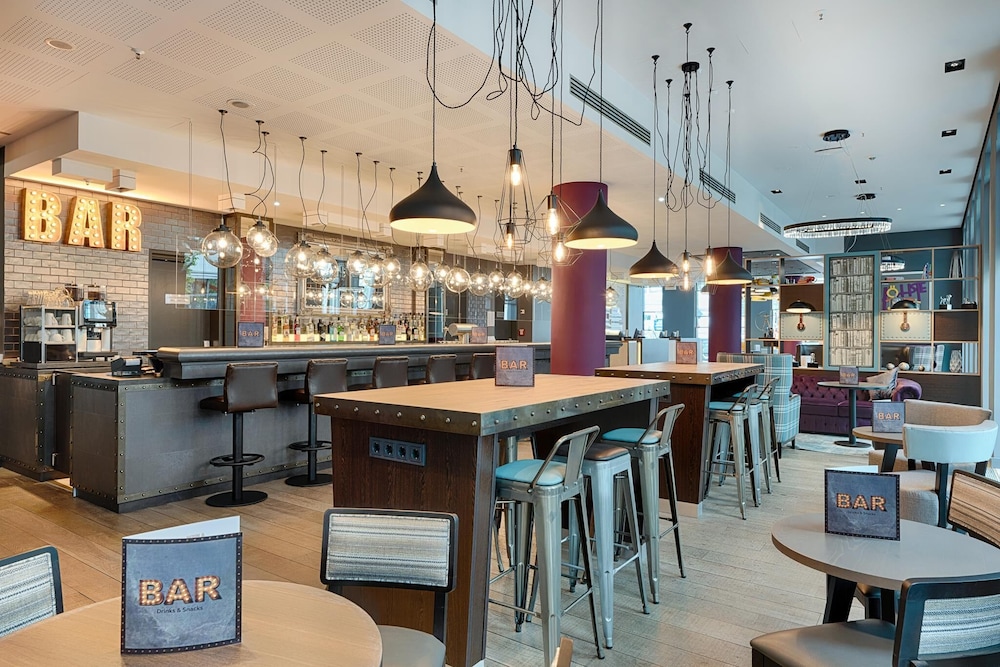 Premier Inn Berlin Alexanderplatz Hotel 37/53