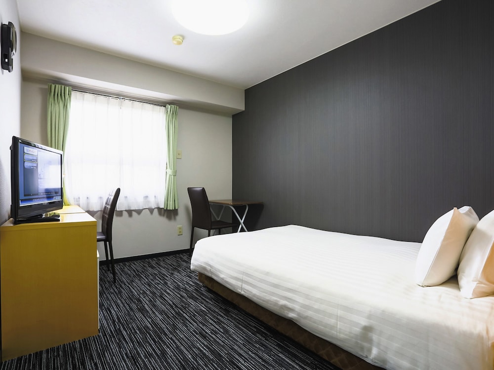 SINGLE, DOUBLE BED