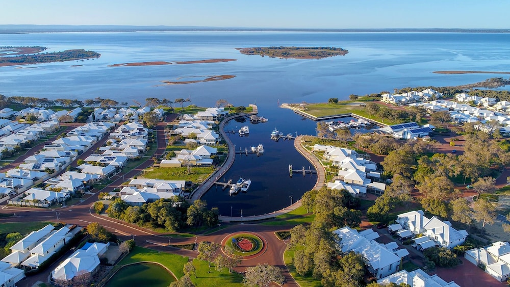 MANDURAH QUAY RESORT 35/72