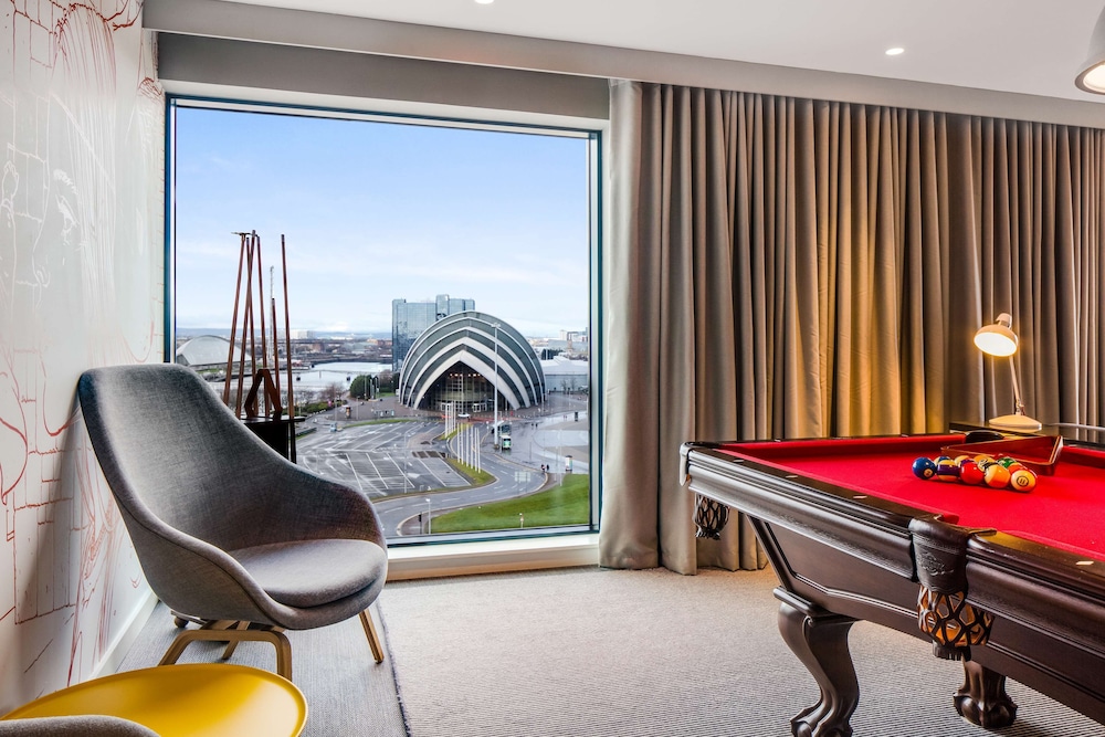 Radisson Red Glasgow 45/67