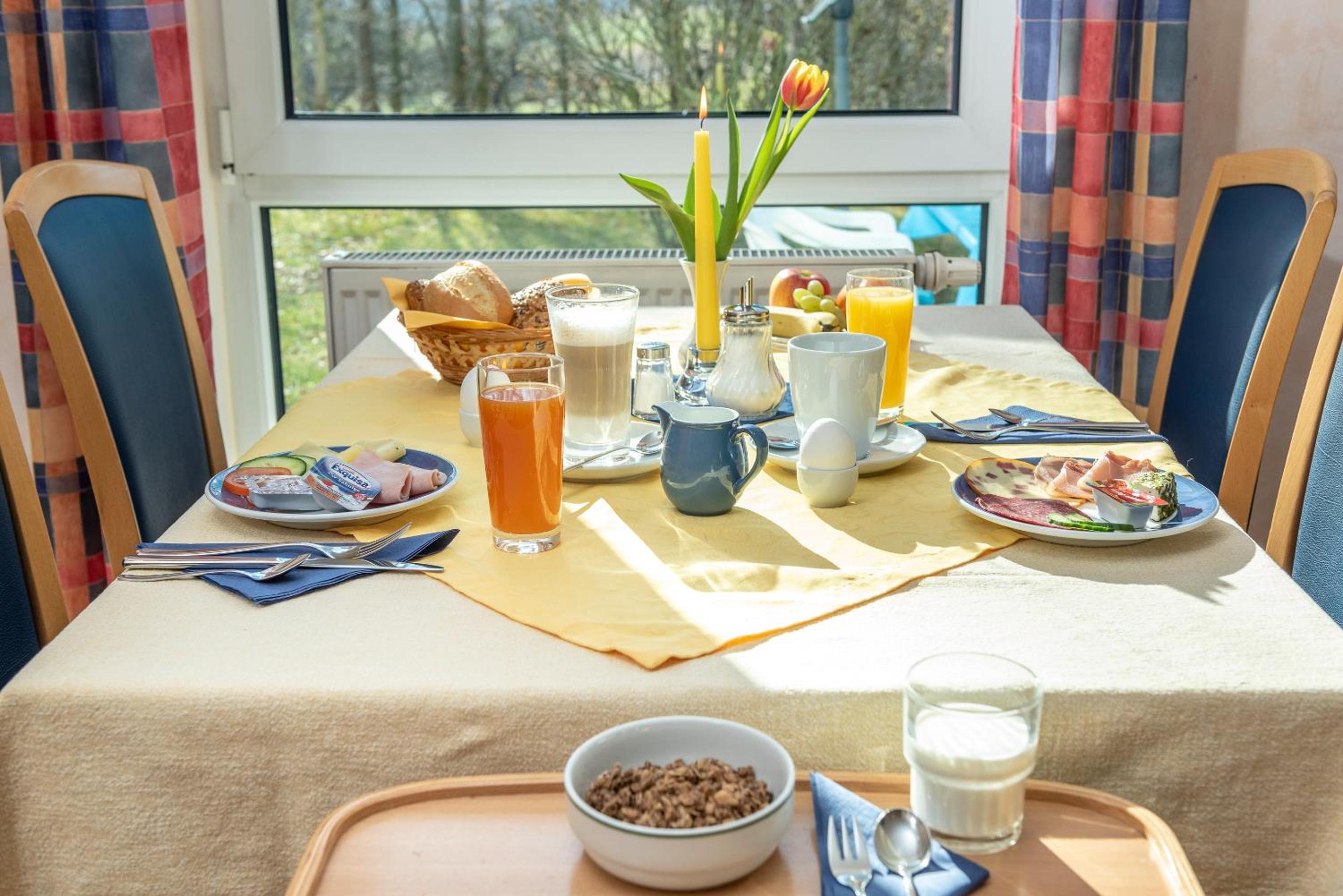 Hotel Am Wiesenweg 50/67