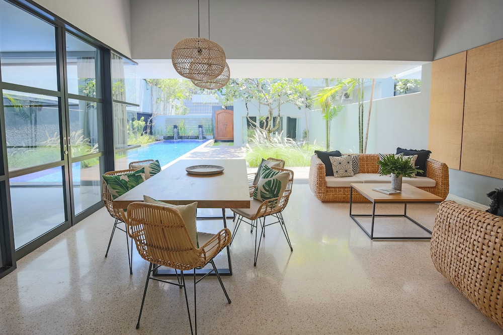 Origin Seminyak 55/69