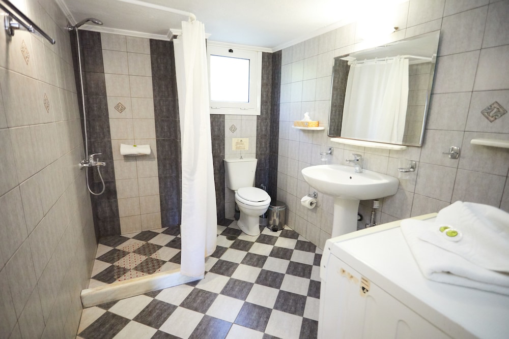 Zorbas Apartments 44/45