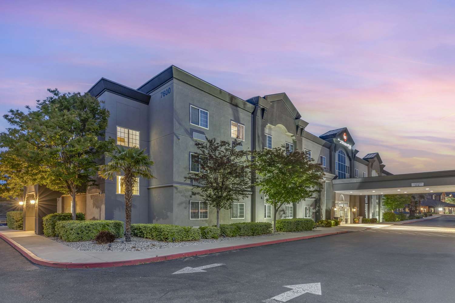 Best Western Plus Vineyard Inn 41/45