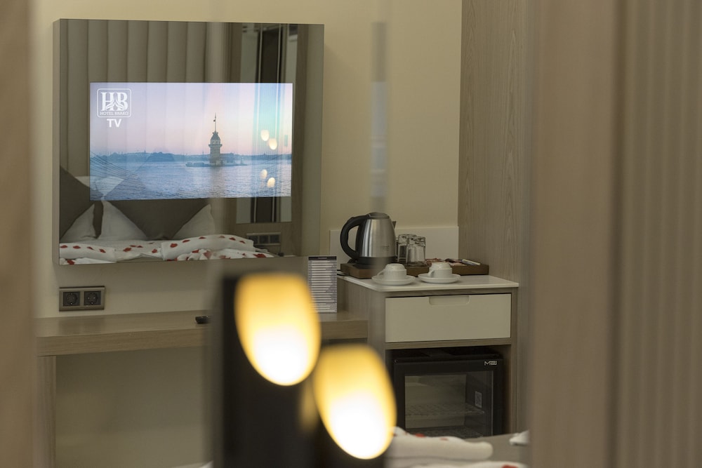 Brako Hotel 34/43
