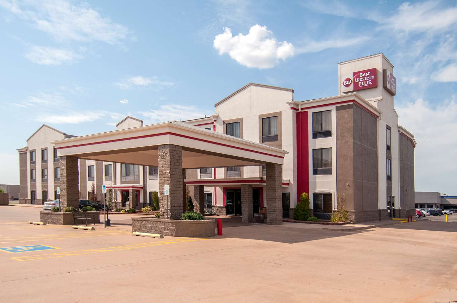 Best Western Plus Memorial Inn and Suites 9/9