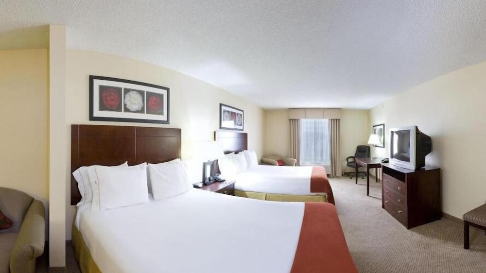 Holiday Inn Express Hotel Suites Dickson 13/38