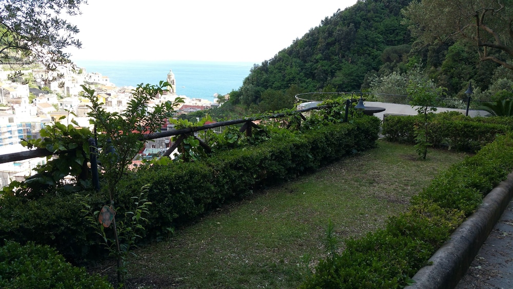 Hotel Villa Annalara 74/77