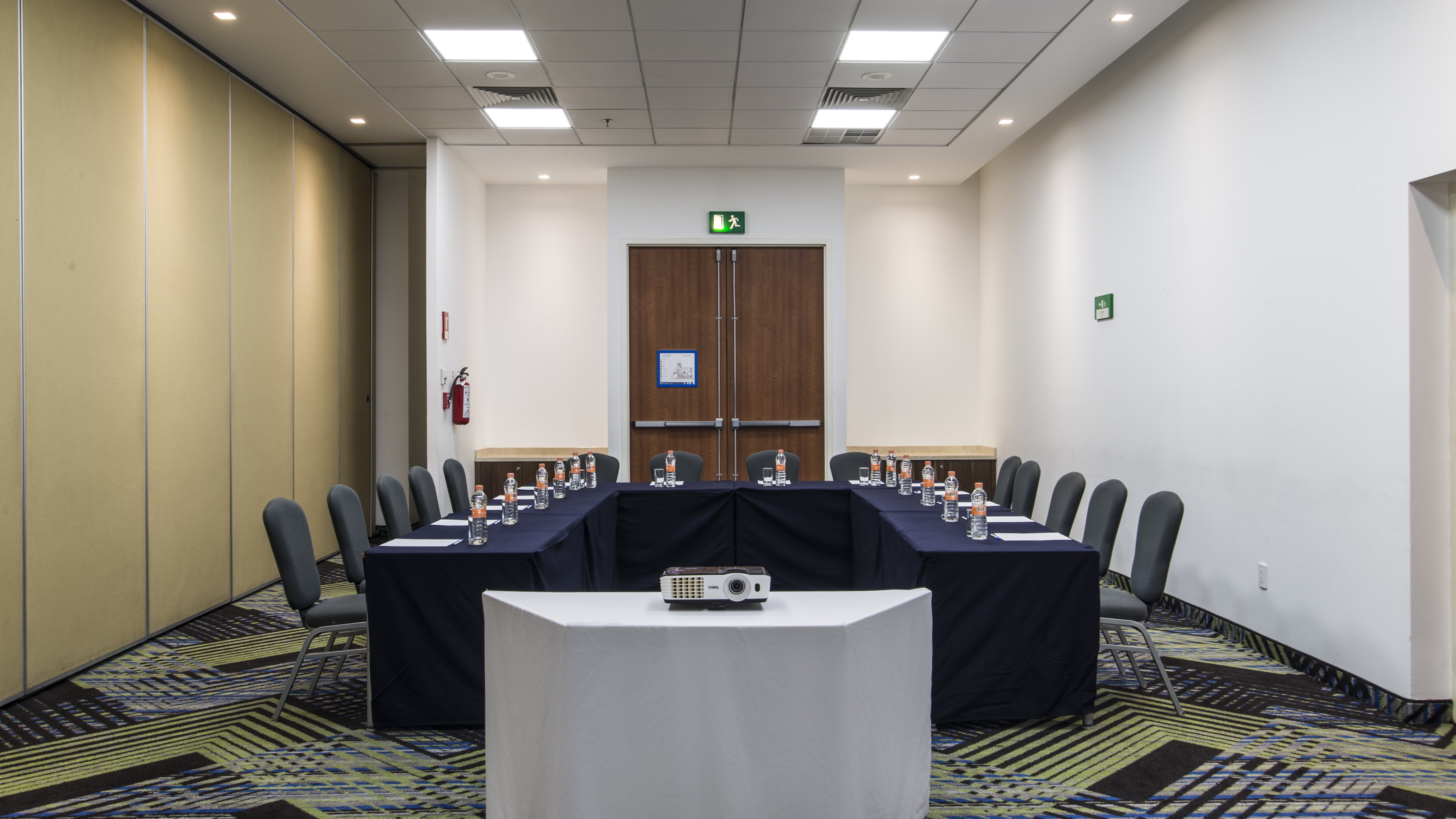 Holiday Inn Express Puebla 55/61
