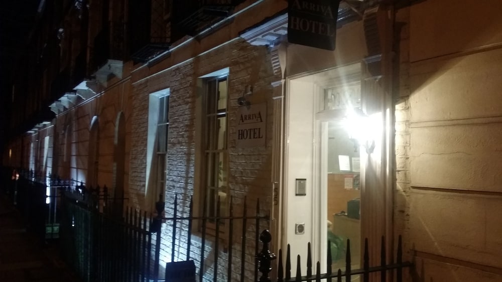 Arriva Hotel 5/50