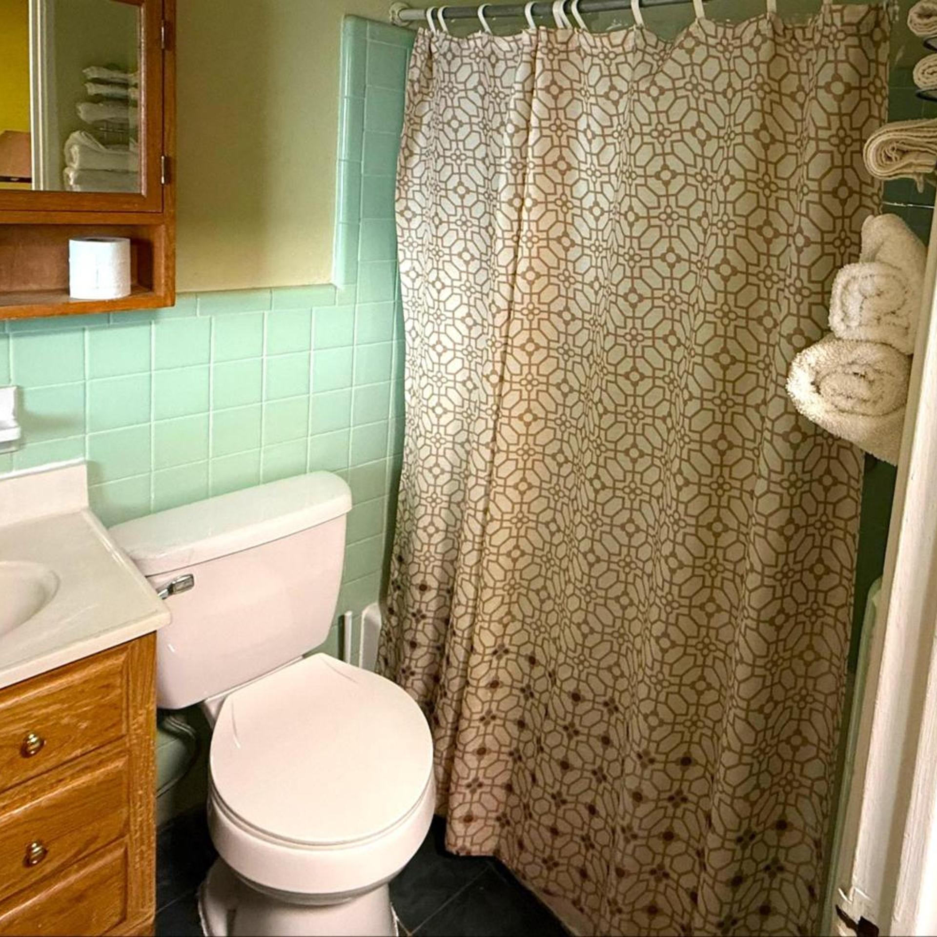 غرفة بسرير كينج للمدخنين، Riviera Motel Elba Near Enterprise US 84 6/7