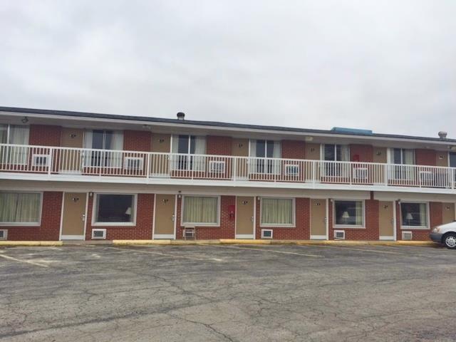 Americas Best Value Inn & Suites Macon at Sunset Dr 1/22