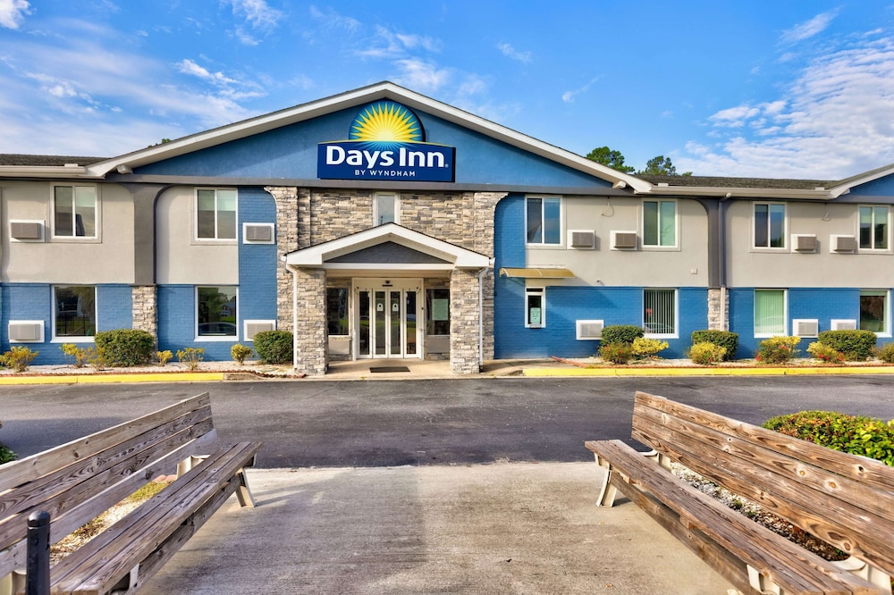 Days Inn by Wyndham Savannah Gateway I-95 1/27
