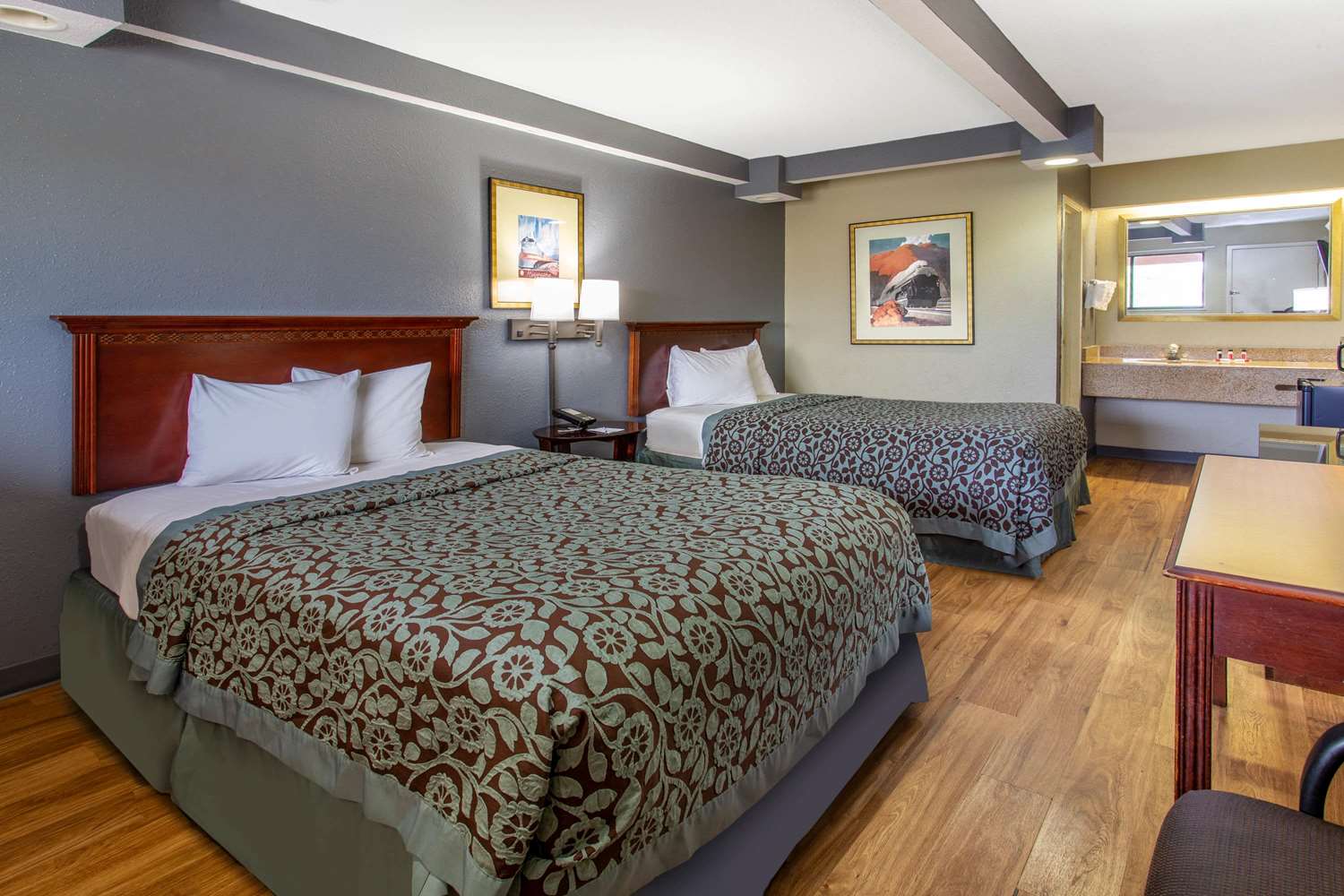 Travelodge by Wyndham Chicago - South Holland 2/4