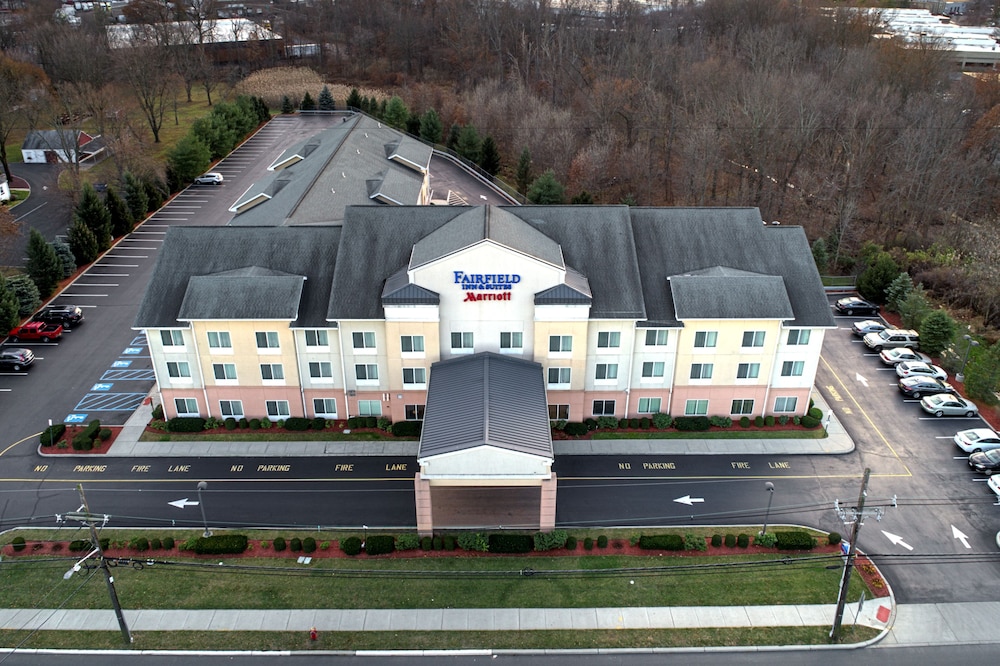 Fairfield Inn Suites By Marriott Edison South Plainfield