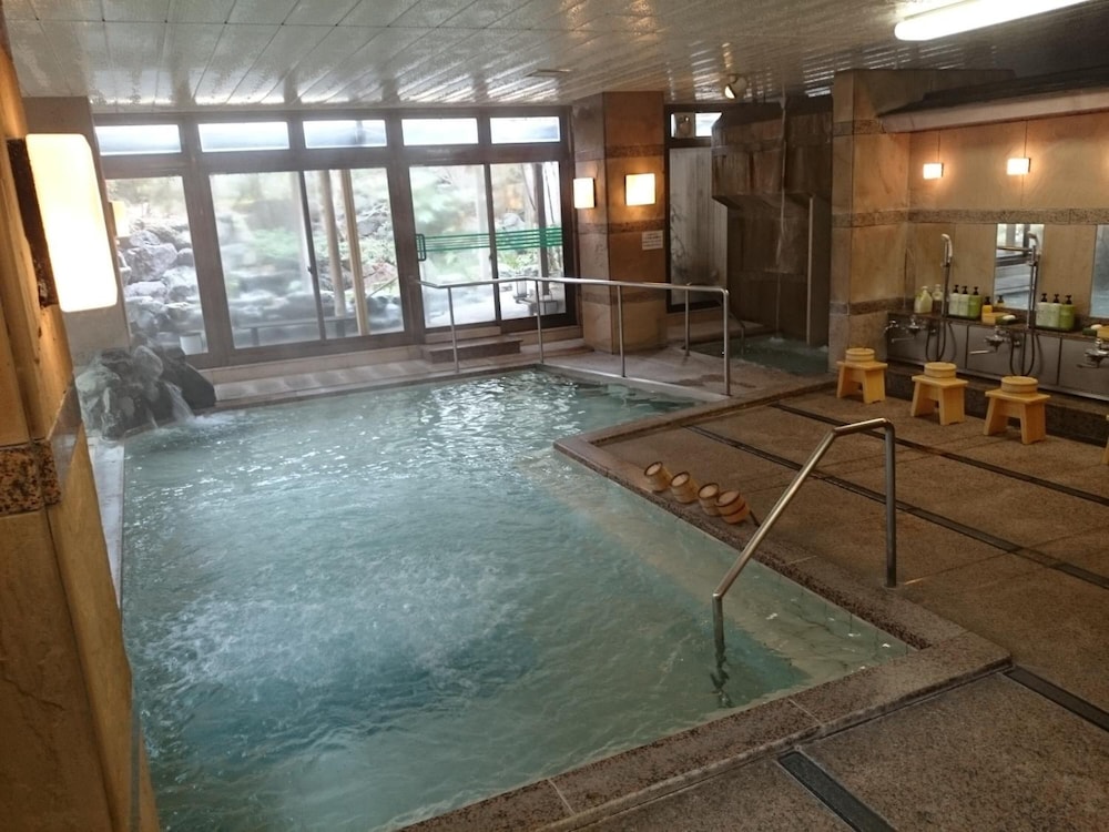 Kasuga Hotel 24/47