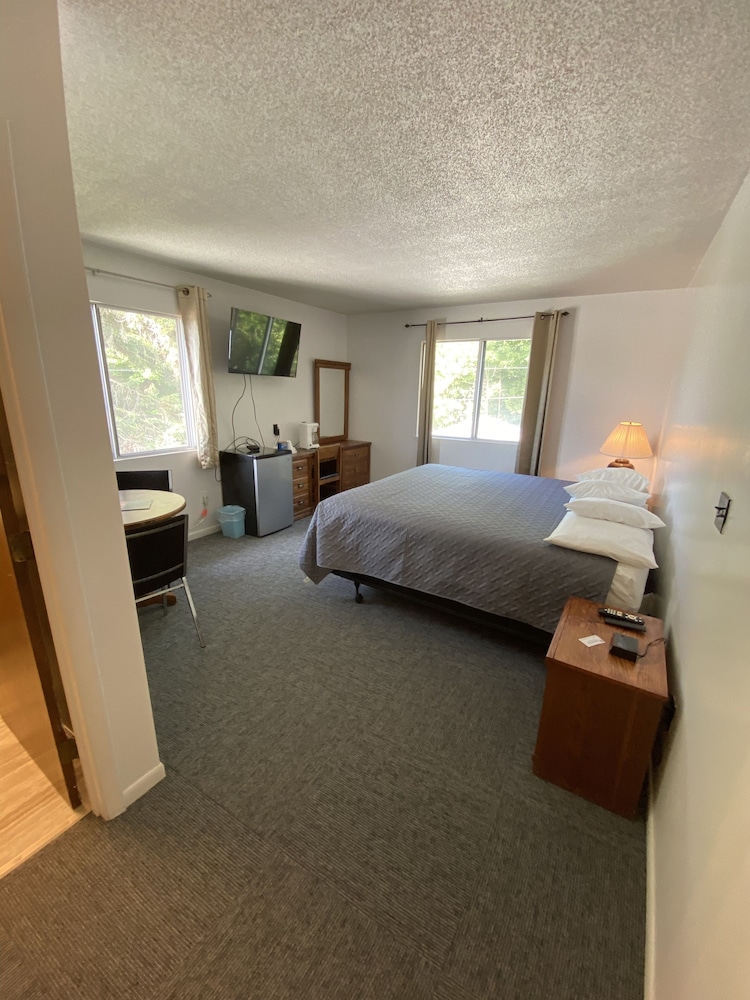 Villa Moderne Motel 7/48