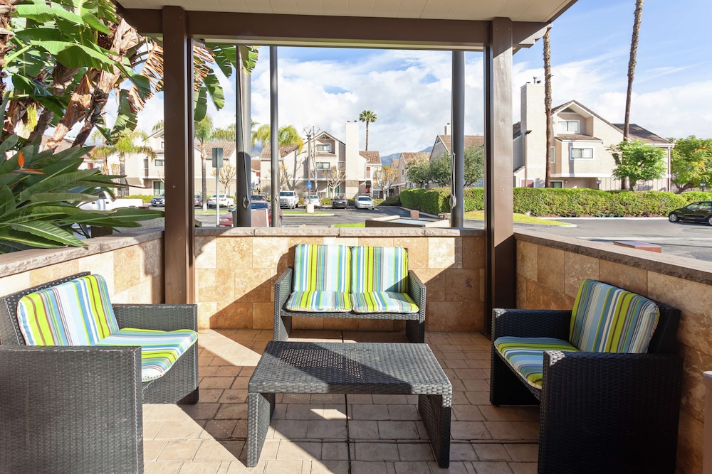 Hampton Inn Los Angeles/Arcadia/Pasadena 20/38