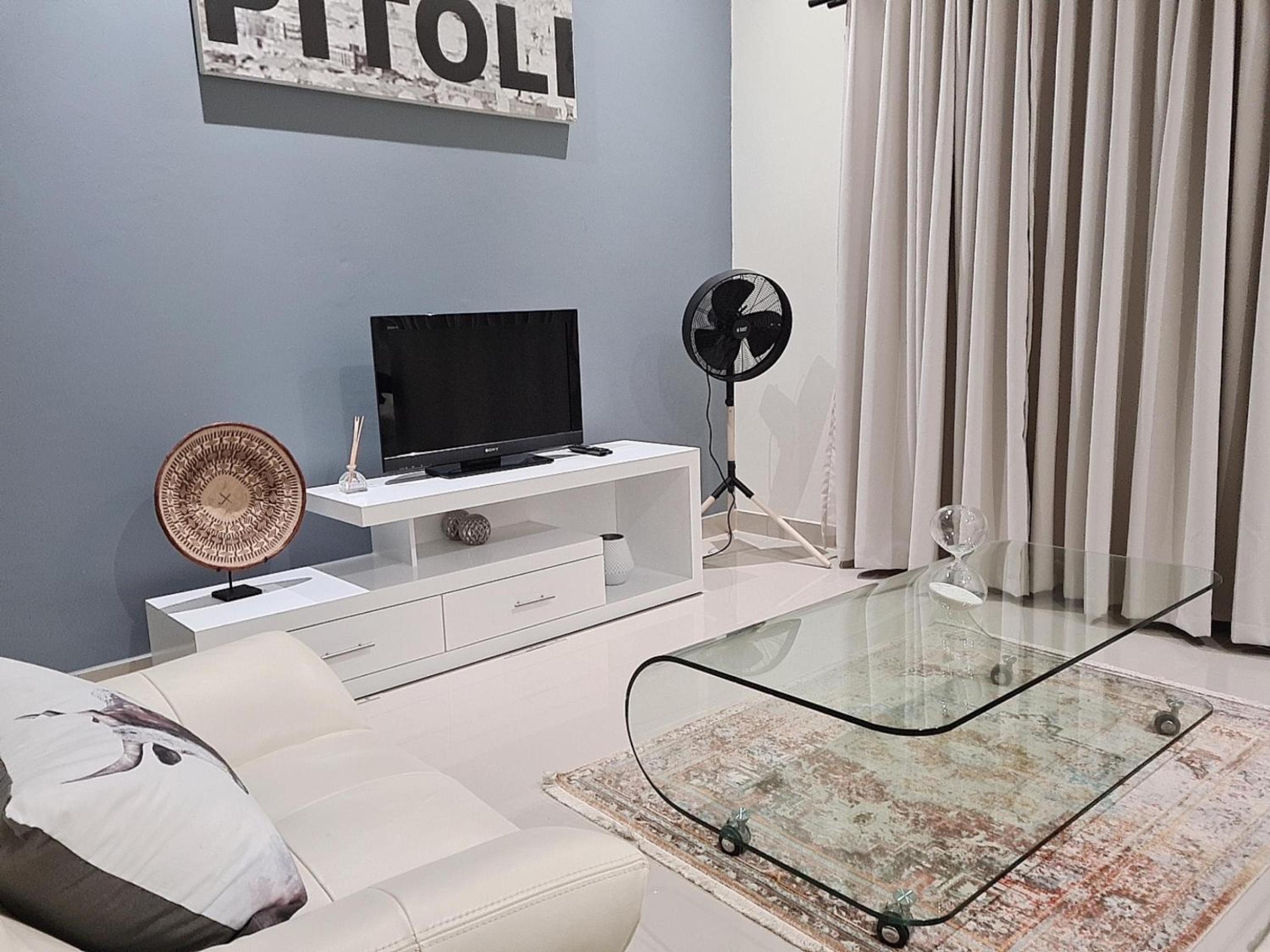 Modern Executive Unit 34/50