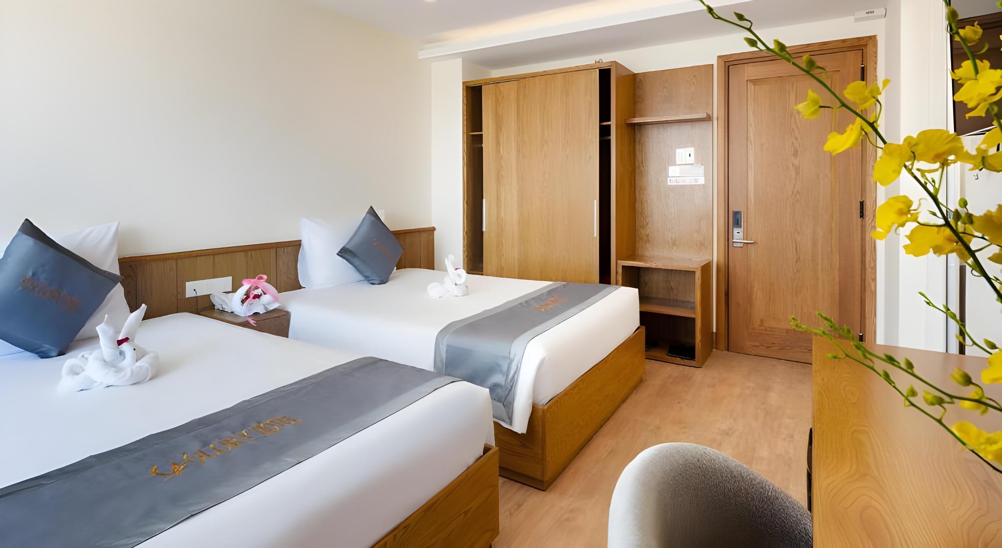 Superior, Double or Twin Bed, Sea View