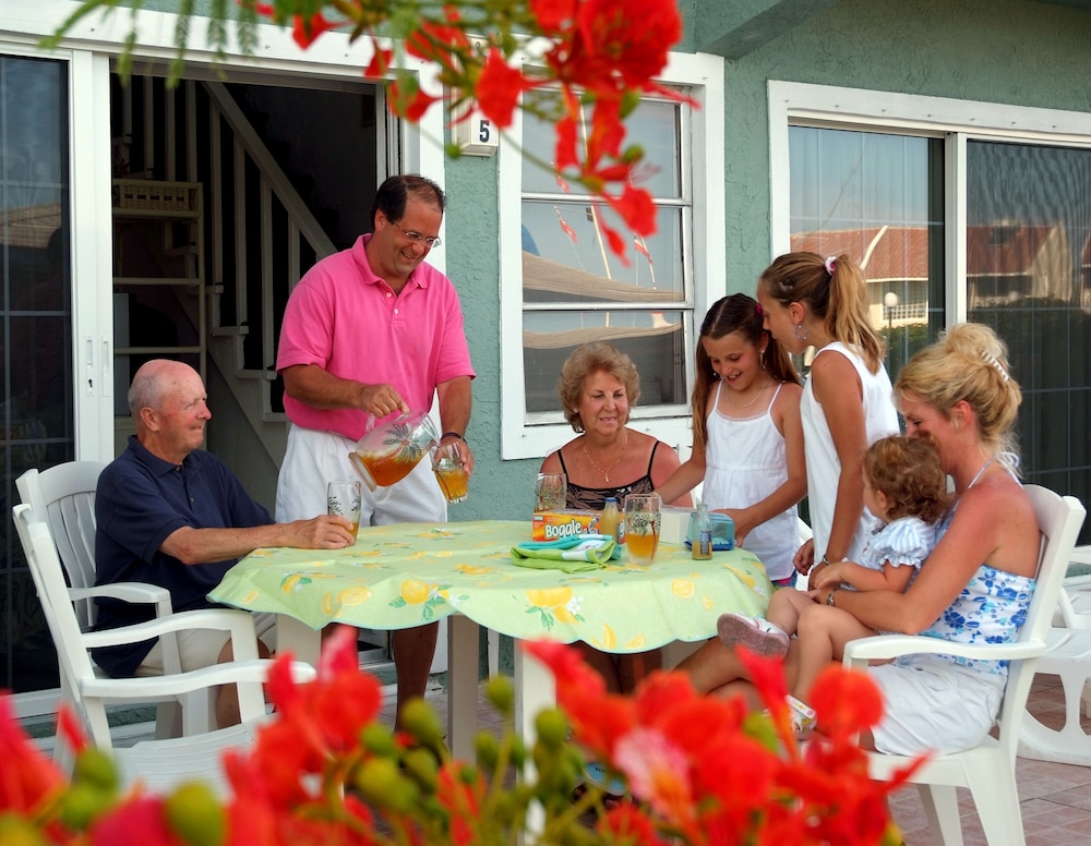 Ocean Reef Yacht Club Resort 55/75