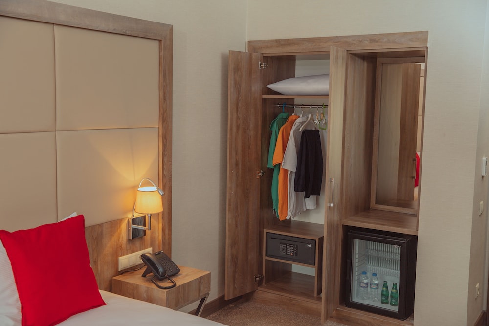 Ibis Styles Istanbul Bomonti 38/70