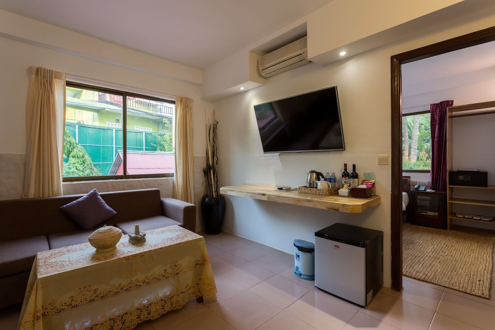 LADEAR ANGKOR BOUTIQUE HOTEL 17/84