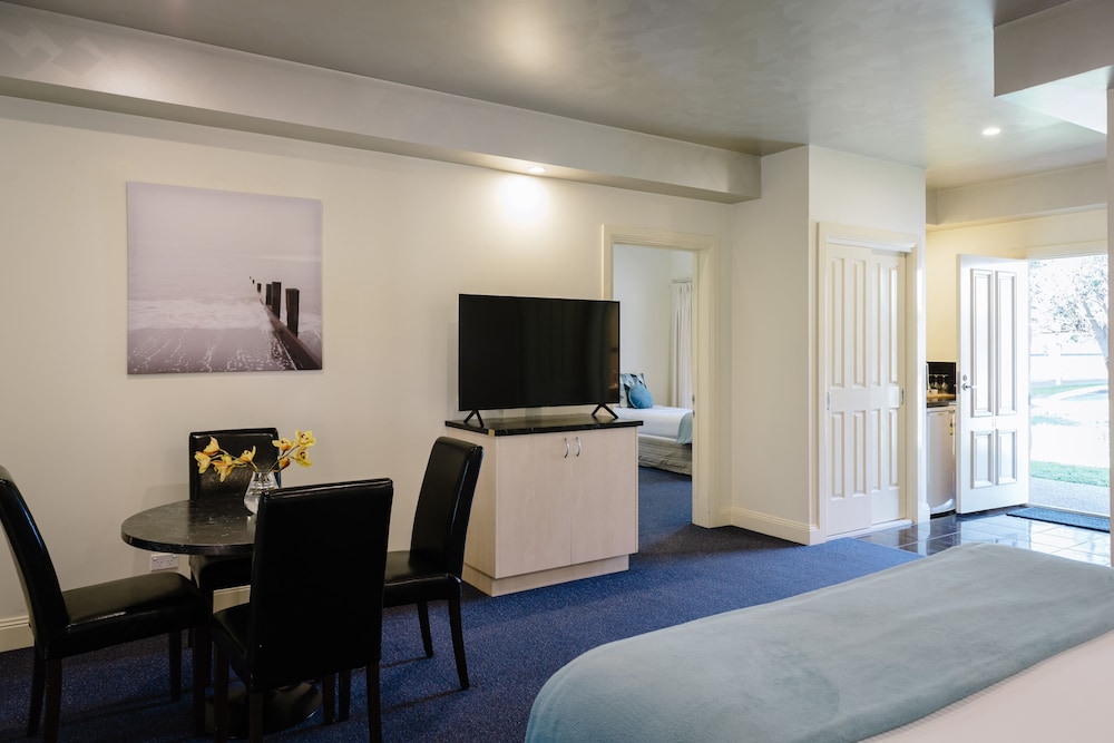 Fairways Resort 30/44