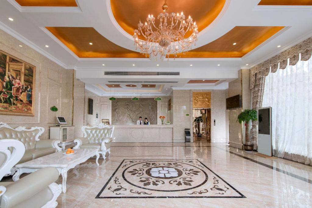 Vienna Hotel (Shenzhen Bantian Vanke Diwuyuan) 13/49