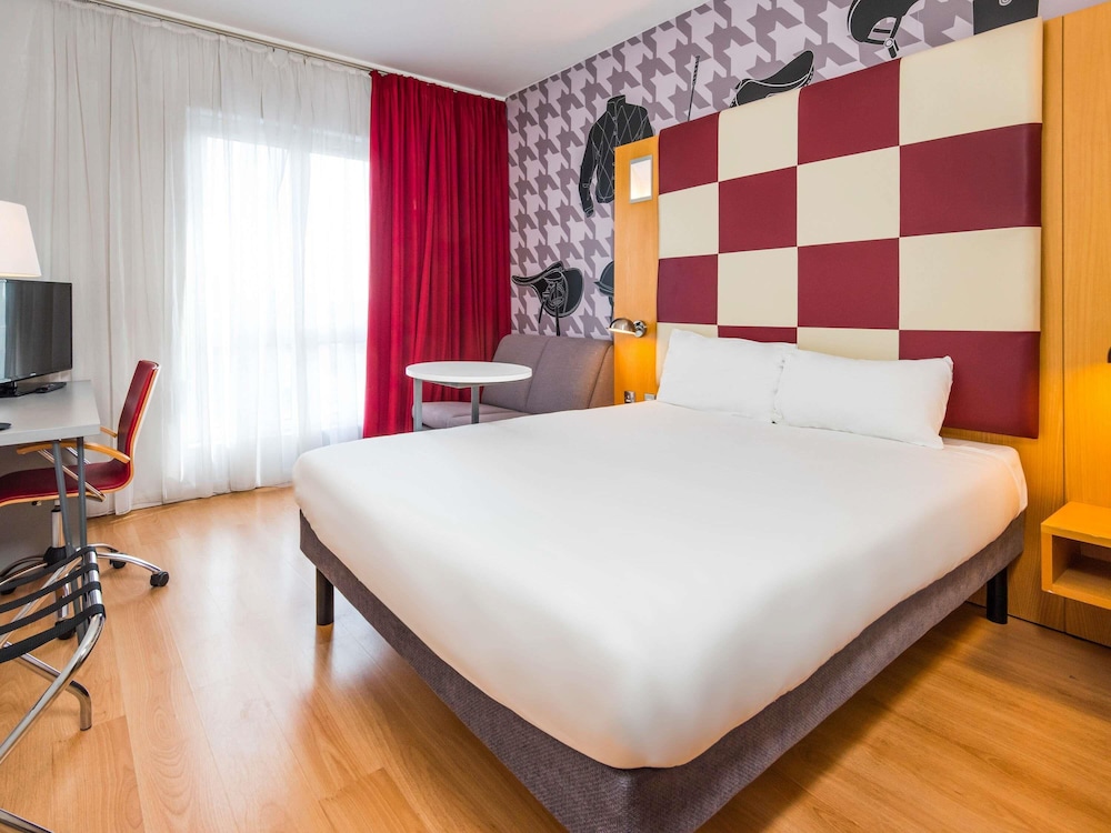ibis Styles Haydock 12/48