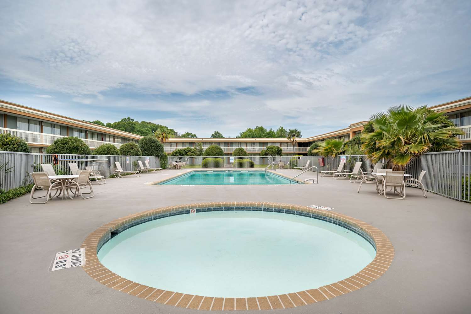 Quality Inn Baton Rouge East I-12 21/22