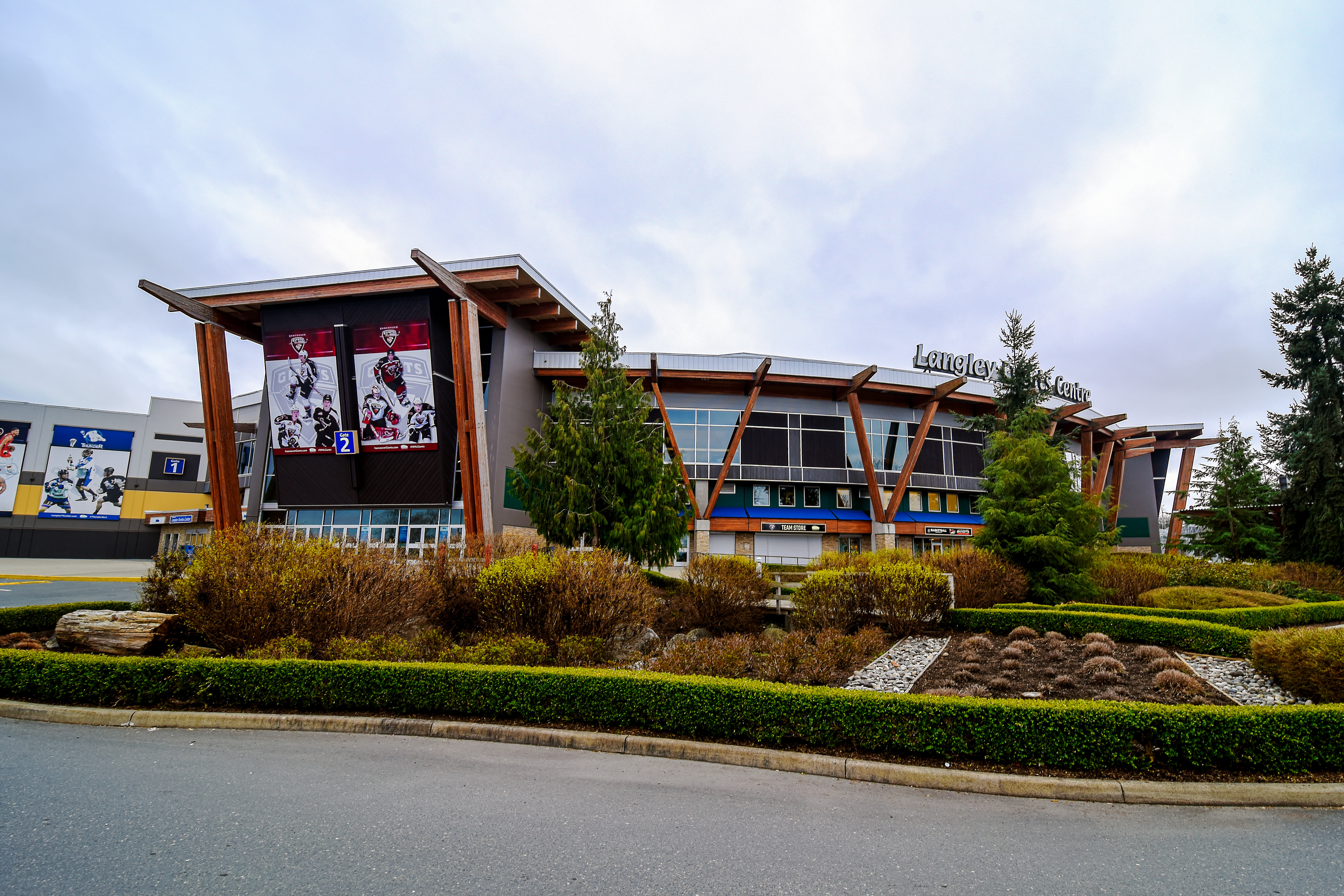 Holiday Inn Express Suites Langley 5/73
