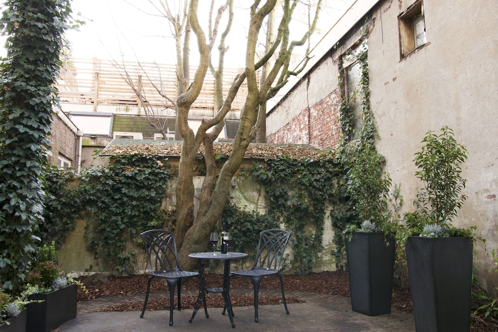 Grand Canal Boutique Hotel 51/58
