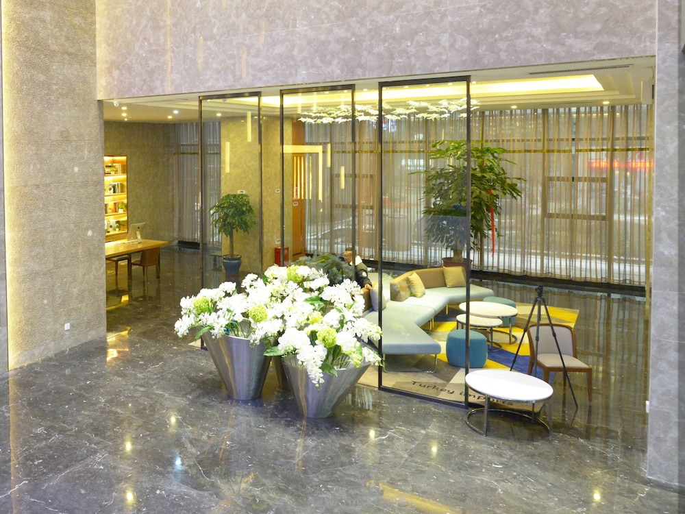 HOLIDAY INN EXPRESS JINAN EXHIBITION CENTER 45/47