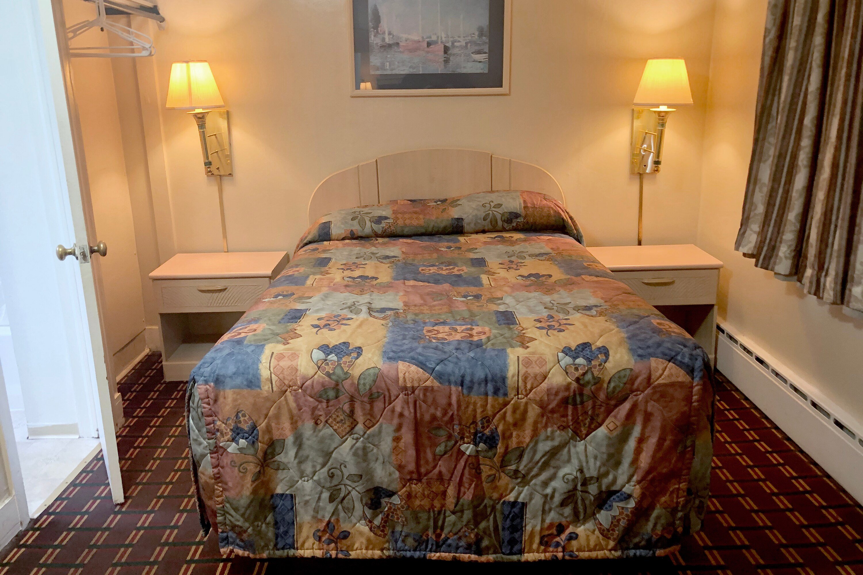 OYO Hotel Starlite Seneca Falls 28/35