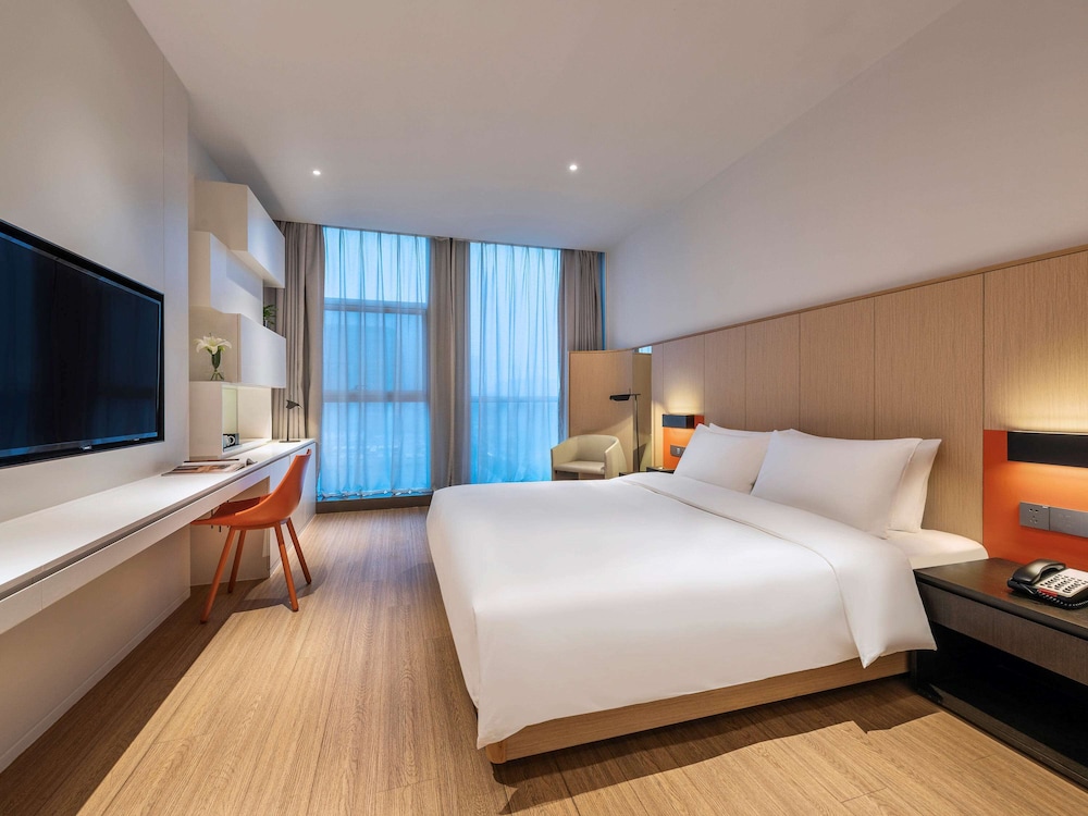 Mercure Nanjing Olympic EXPO 13/58