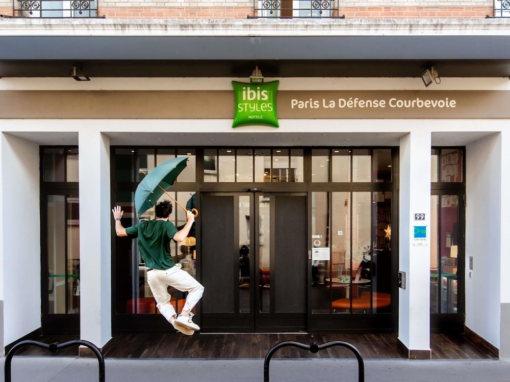 Ibis Styles Paris La Defense Courbevoie 9/62