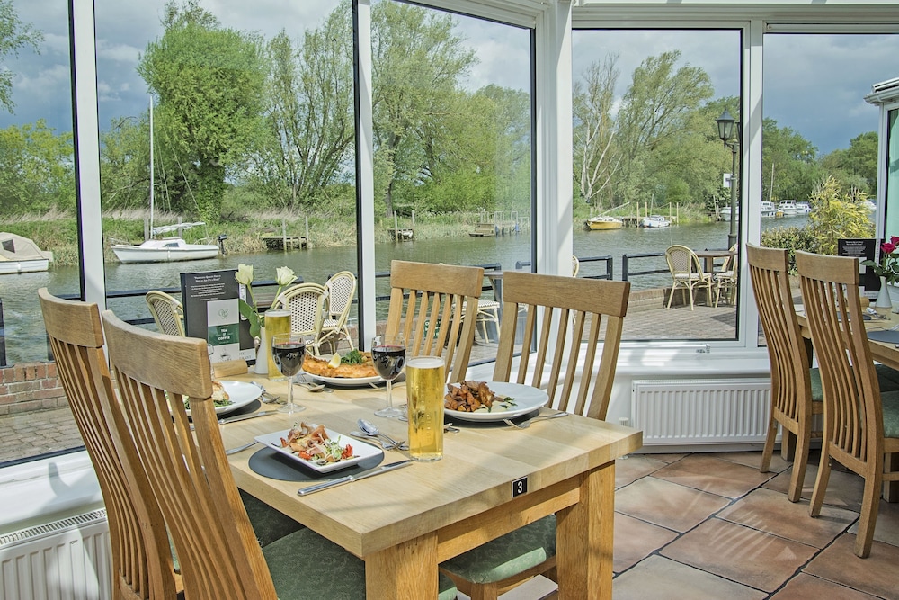 The Waveney House Hotel 41/58