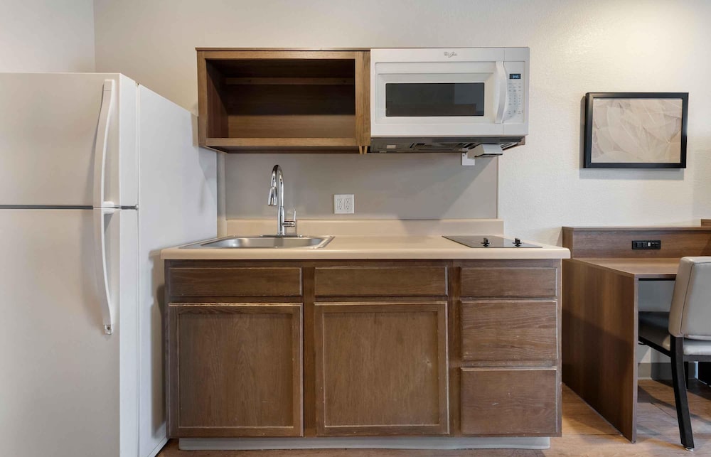 Extended Stay America Suites - Minneapolis - Fridley 6/49