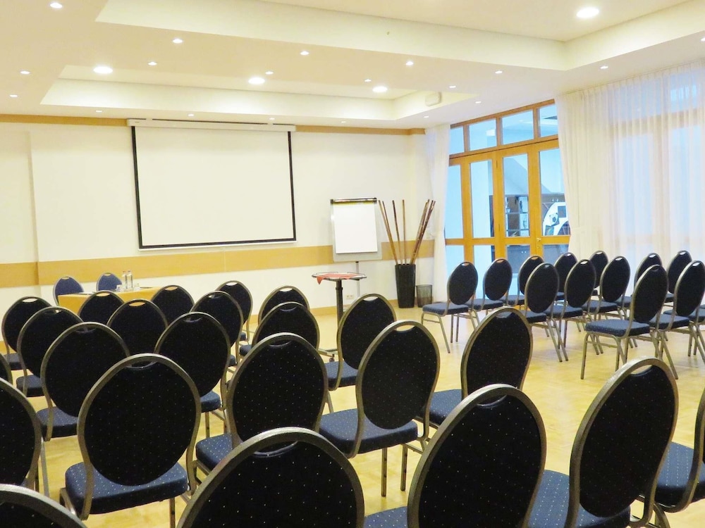 Mercure Brussels Centre Rogier 55/64