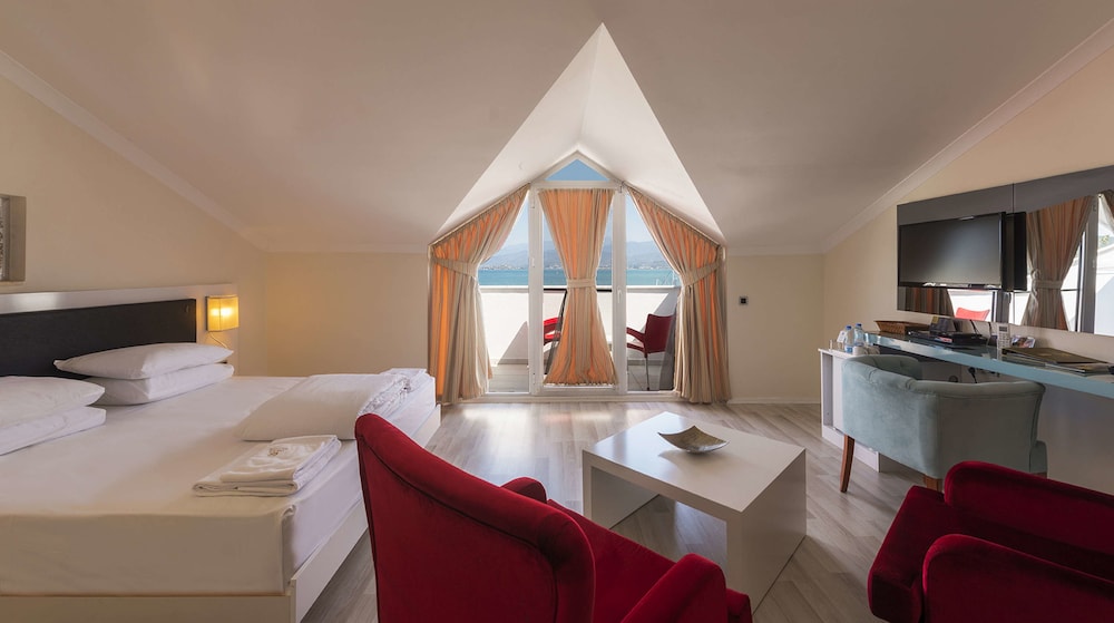 Orka Boutique Hotel 50/59